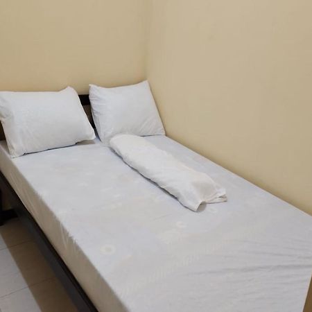 سورابايا Oyo 91209 Arjuna Residence Syariah Sby المظهر الخارجي الصورة