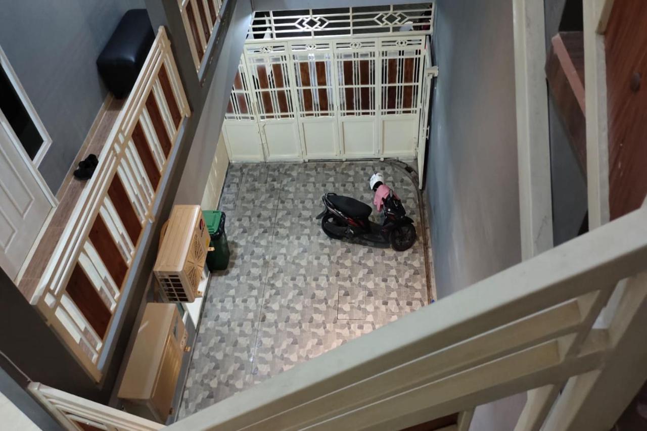 سورابايا Oyo 91209 Arjuna Residence Syariah Sby المظهر الخارجي الصورة