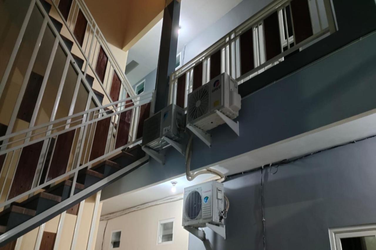 سورابايا Oyo 91209 Arjuna Residence Syariah Sby المظهر الخارجي الصورة