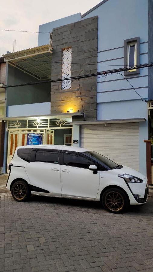 سورابايا Oyo 91209 Arjuna Residence Syariah Sby المظهر الخارجي الصورة